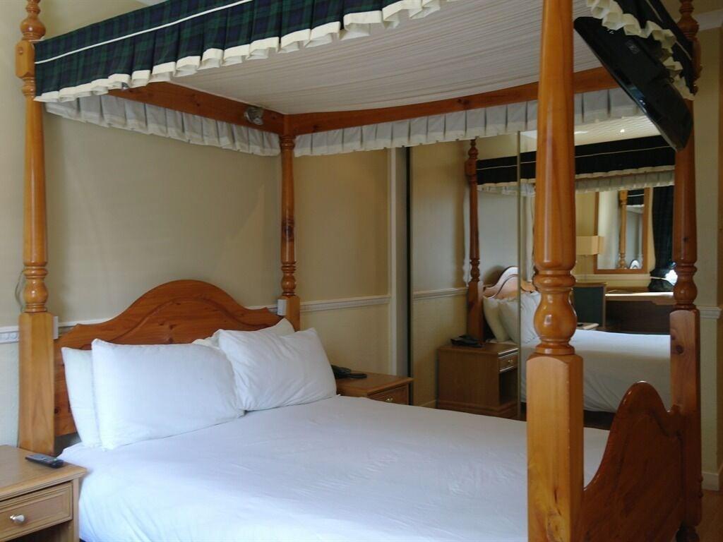 Mill And Brae Hotel พาสเลย์ ภายนอก รูปภาพ